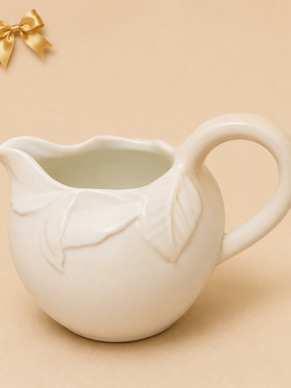 Eddie Bauer Ceramic White Pitcher Made Italy Foliage Classic Relief 6 1/4x8 1/2